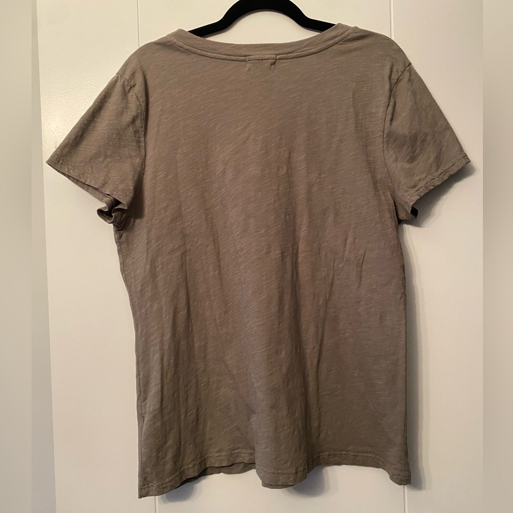 ANTHROPOLOGIE- The Classic crew neck Tee by T.LA - Picture 5 of 5